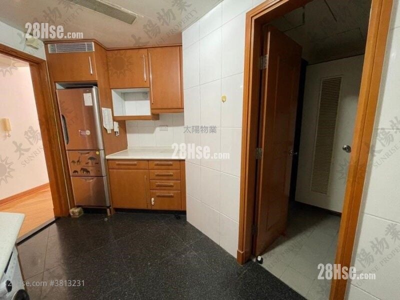 半岛豪庭 租盘 3 房 952 平方尺