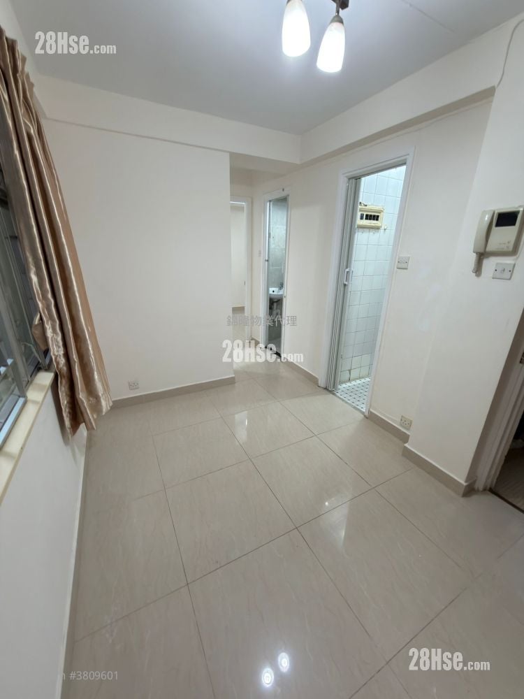 Fu Yu Court Rental 2 Bedrooms , 1 Bathroom 311 ft²
