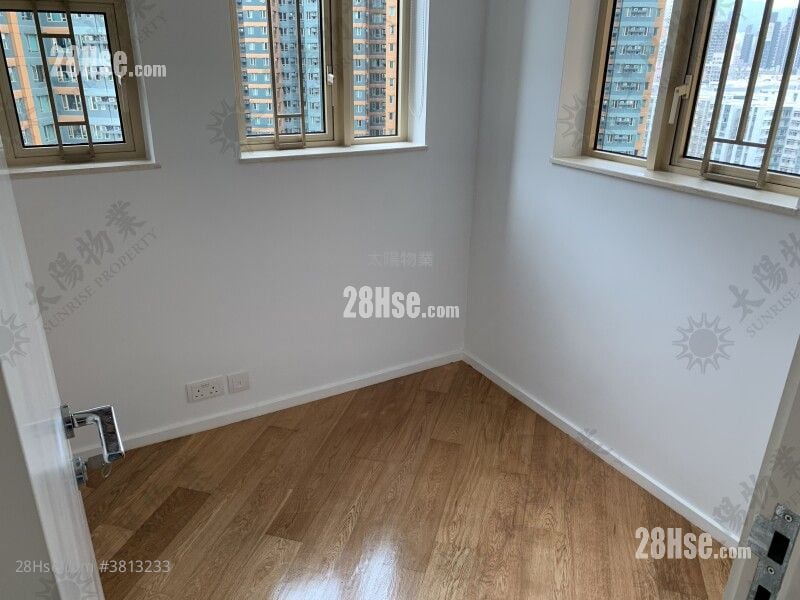 海滨南岸 租盘 3 房 593 平方尺