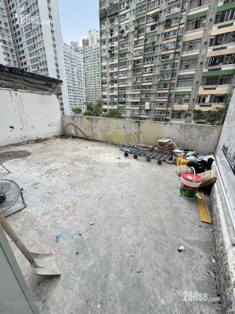 德泰大厦 售盘 2 房 , 1 浴室 375 平方尺