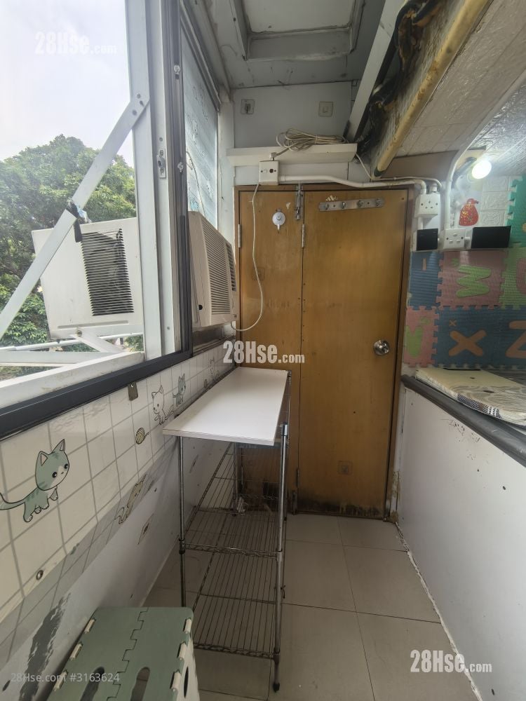 村屋 租盘 40 平方尺