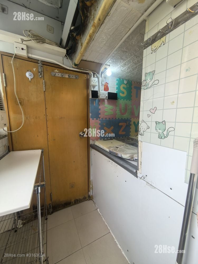 村屋 租盘 40 平方尺