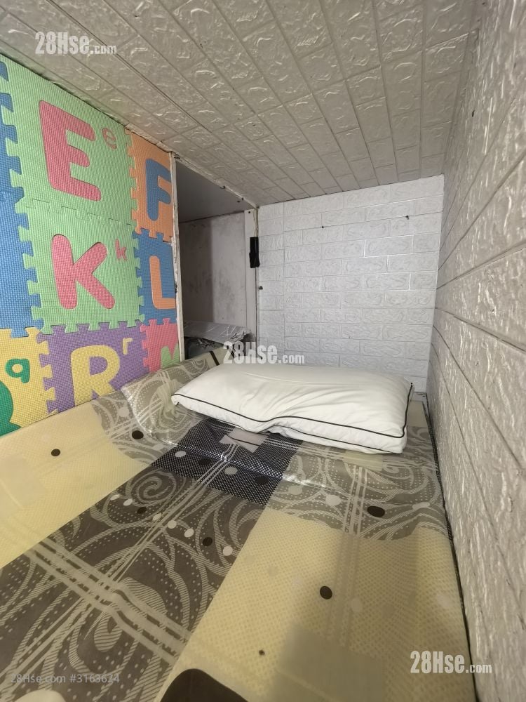 村屋 租盘 40 平方尺