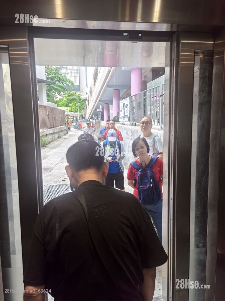 村屋 租盘 40 平方尺