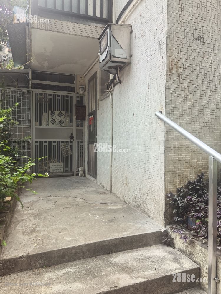 村屋 租盘 40 平方尺