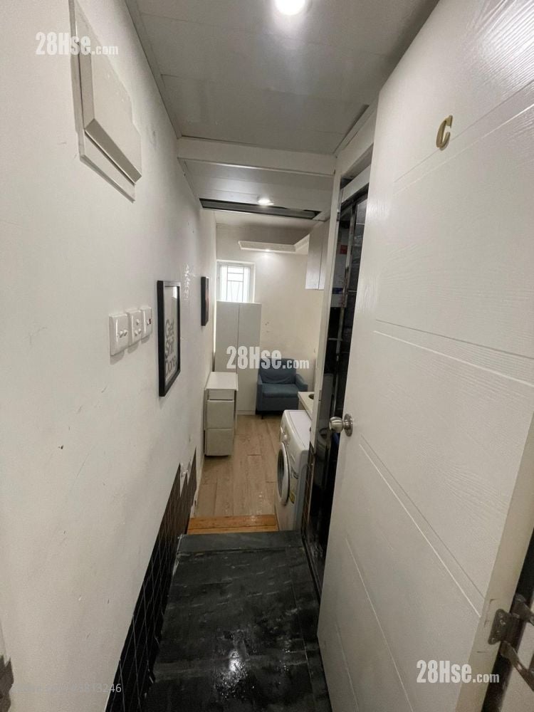 远东大厦 租盘 180 平方尺