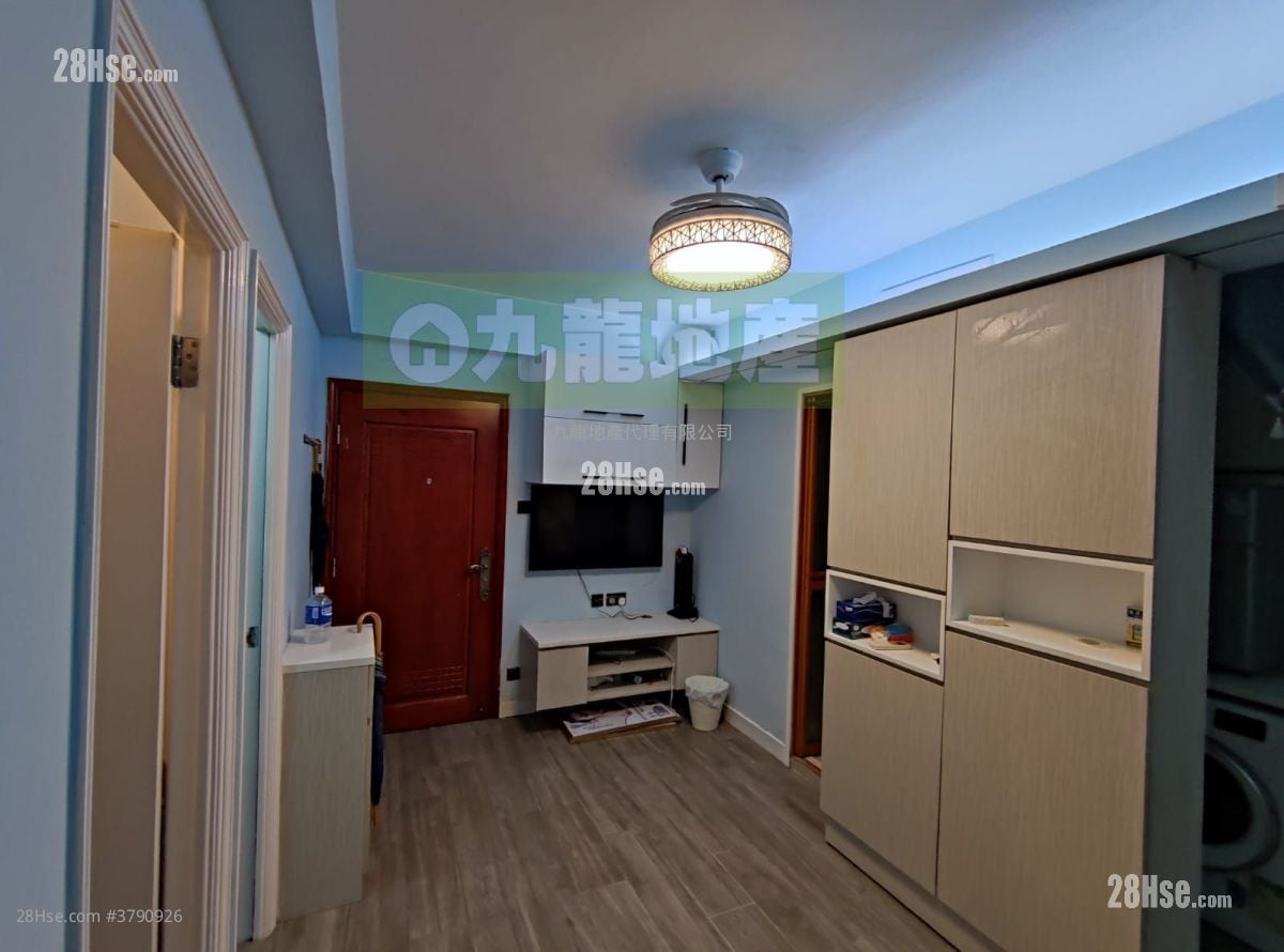 Kam Wah Mansion Rental 2 Bedrooms , 1 Bathroom 313 ft²