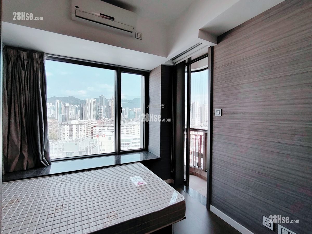 The Zumurud Rental 4 Bedrooms , 2 Bathrooms 1,657 ft²