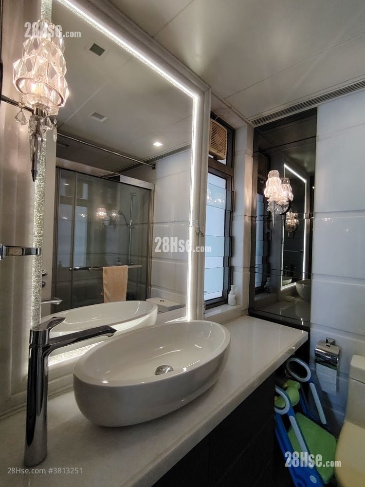 The Zumurud Rental 4 Bedrooms , 2 Bathrooms 1,657 ft²