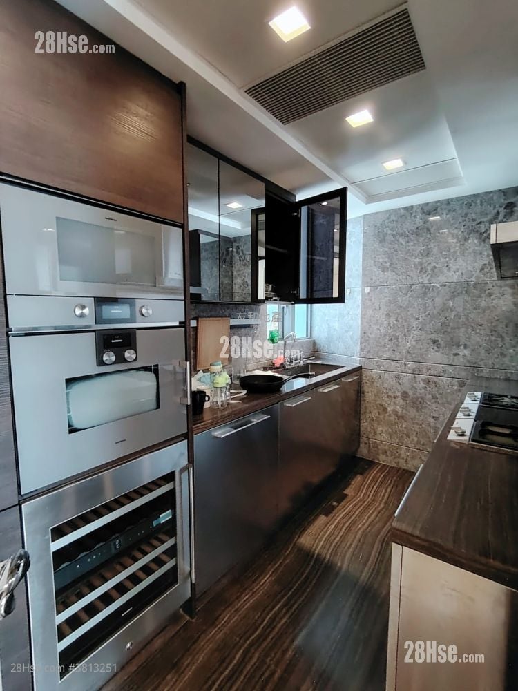 The Zumurud Rental 4 Bedrooms , 2 Bathrooms 1,657 ft²