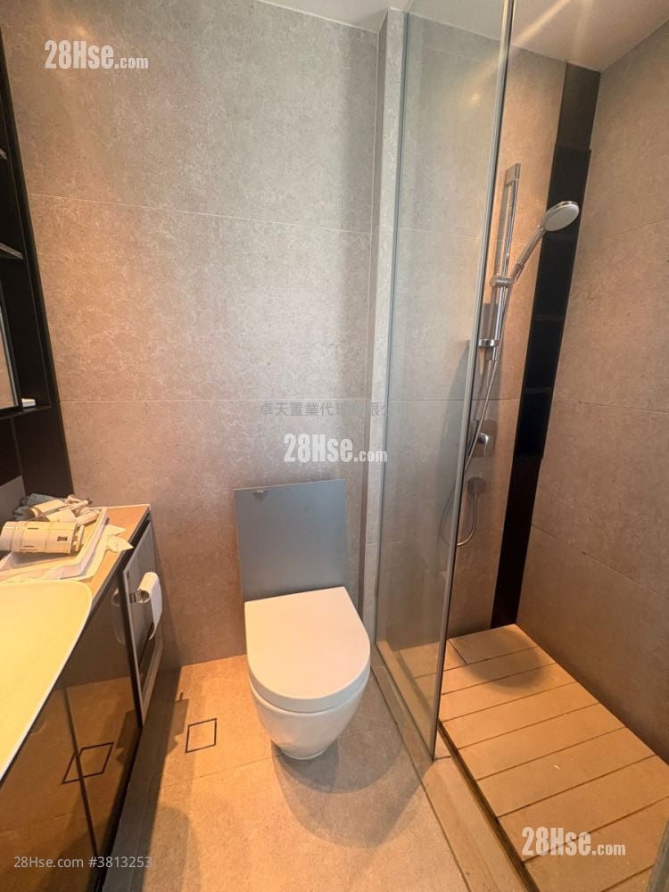 Downtown 38 租盘 1 房 , 1 浴室 309 平方尺