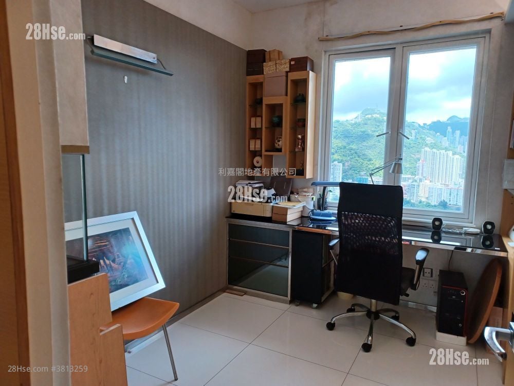 樂翠台 售盤 3 房 , 2 浴室 1,129 平方呎