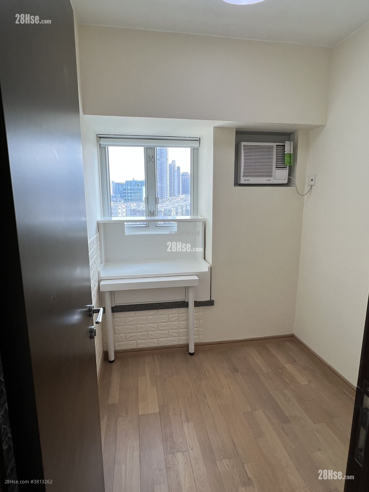 翔龙湾 售盘 2 房 , 1 浴室 427 平方尺