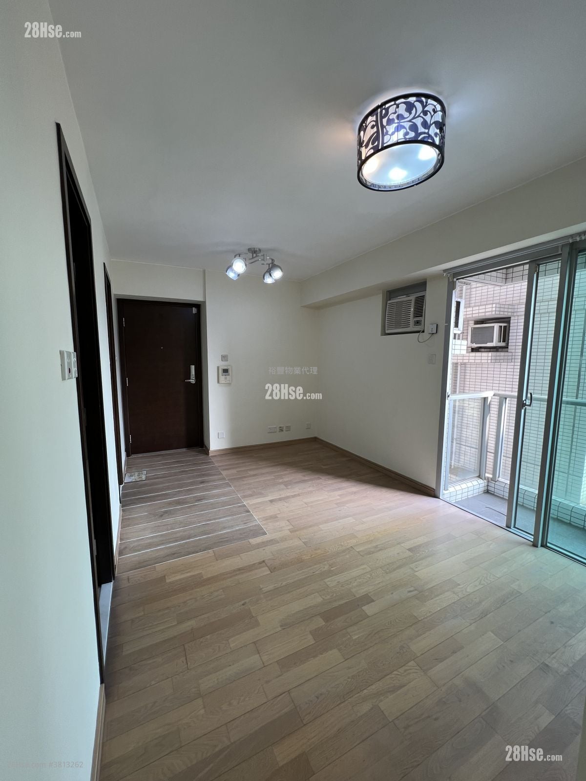 翔龙湾 售盘 2 房 , 1 浴室 427 平方尺