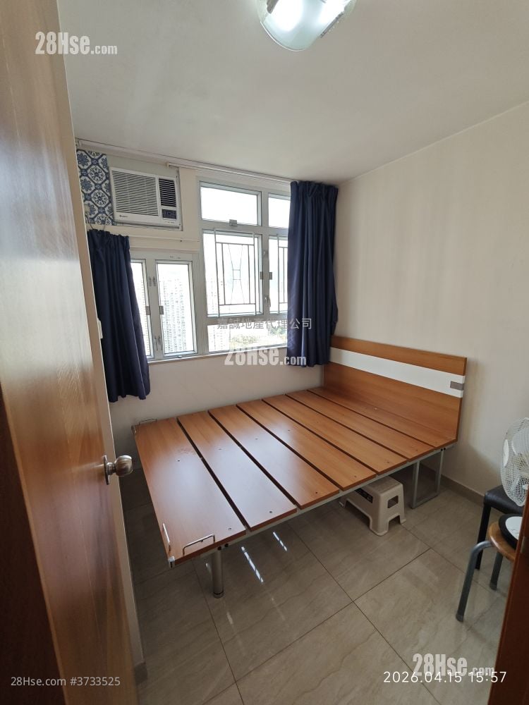 Siu Pong Court Rental 2 Bedrooms , 1 Bathroom 385 ft²