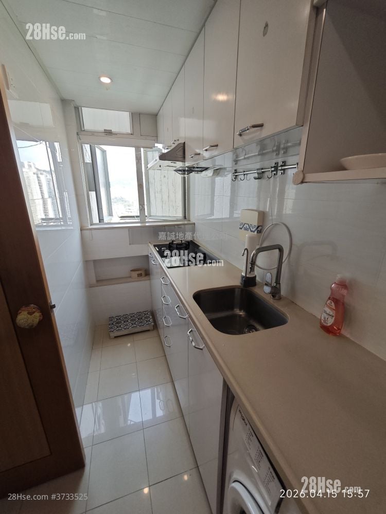Siu Pong Court Rental 2 Bedrooms , 1 Bathroom 385 ft²