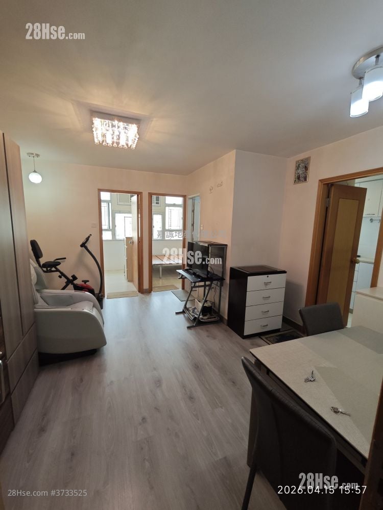 Siu Pong Court Rental 2 Bedrooms , 1 Bathroom 385 ft²
