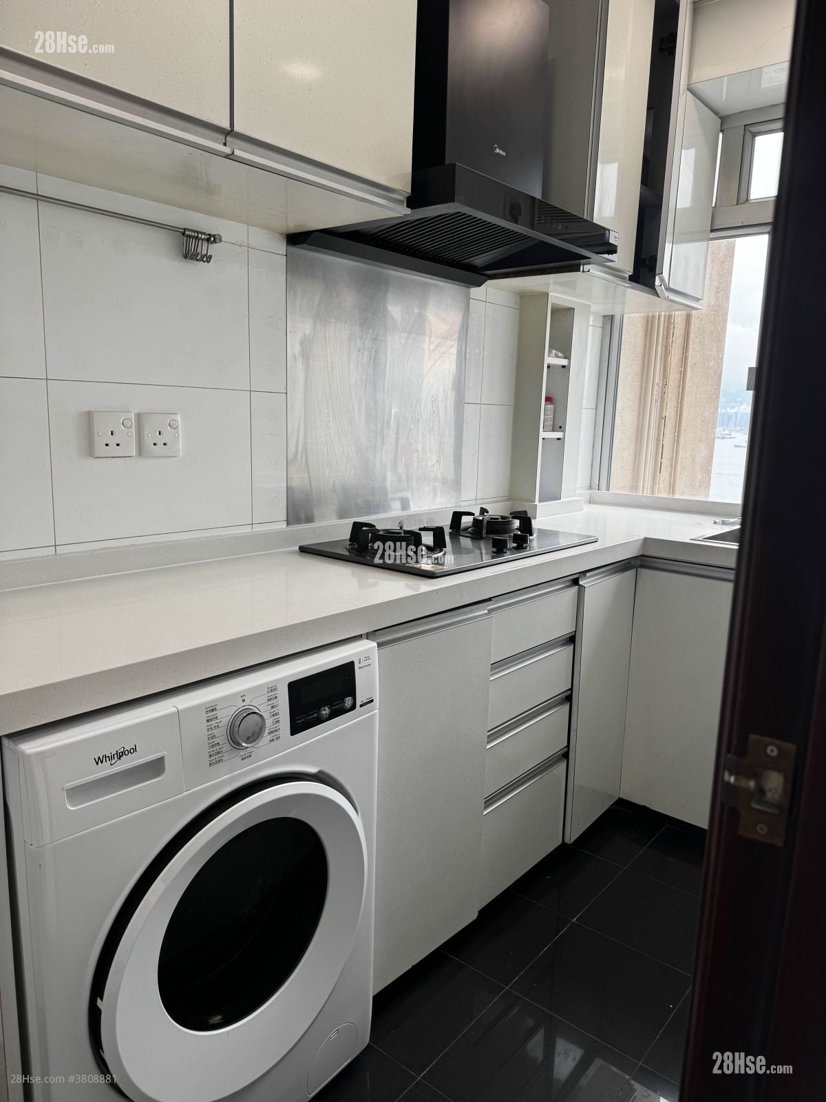 嘉安大廈 租盤 2 房 , 1 浴室 586 平方呎