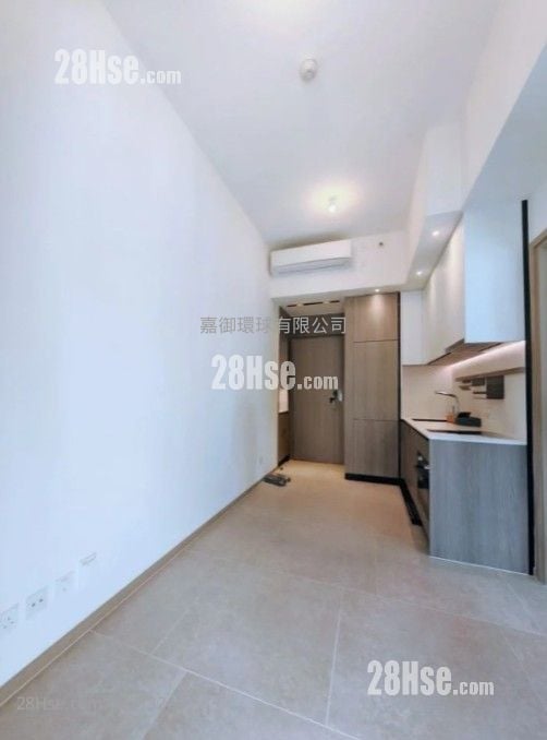 Kennedy 38 Rental 1 Bedroom , 1 Bathroom 292 ft²