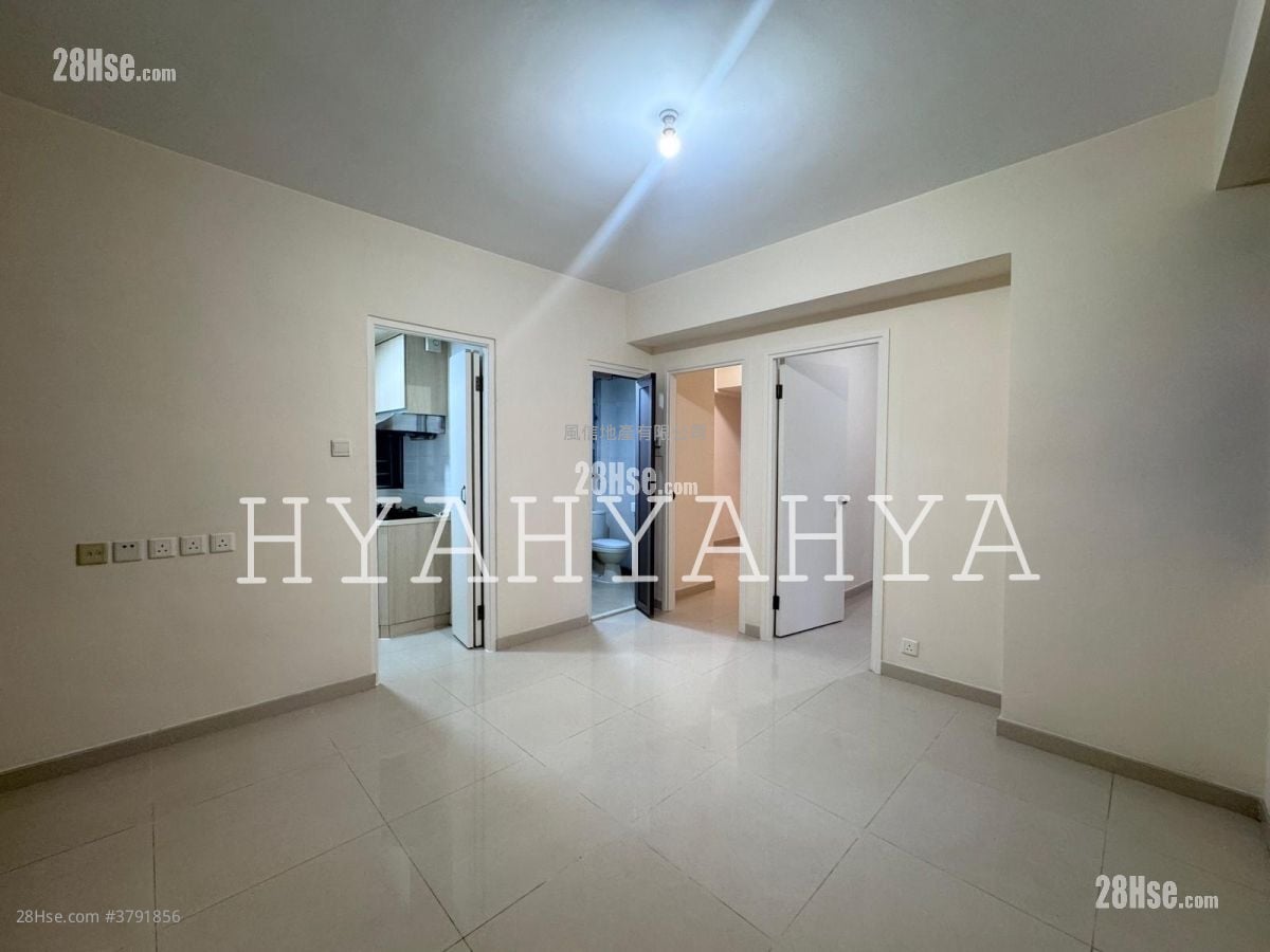 安峰大厦 租盘 2 房 , 1 浴室 427 平方尺