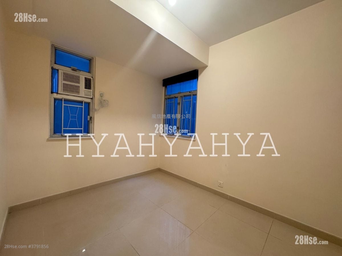 安峰大厦 租盘 2 房 , 1 浴室 427 平方尺