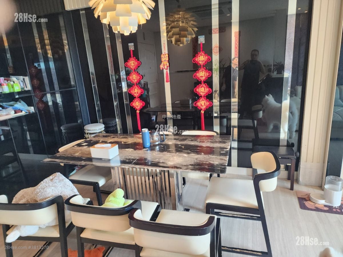 Palatial Coast Sell 3 Bedrooms , 2 Bathrooms 1,212 ft²