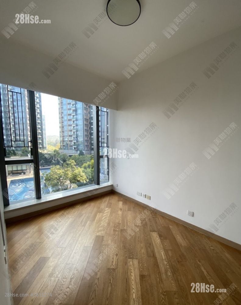 尔峦 租盘 4 房 , 2 浴室 1,043 平方尺