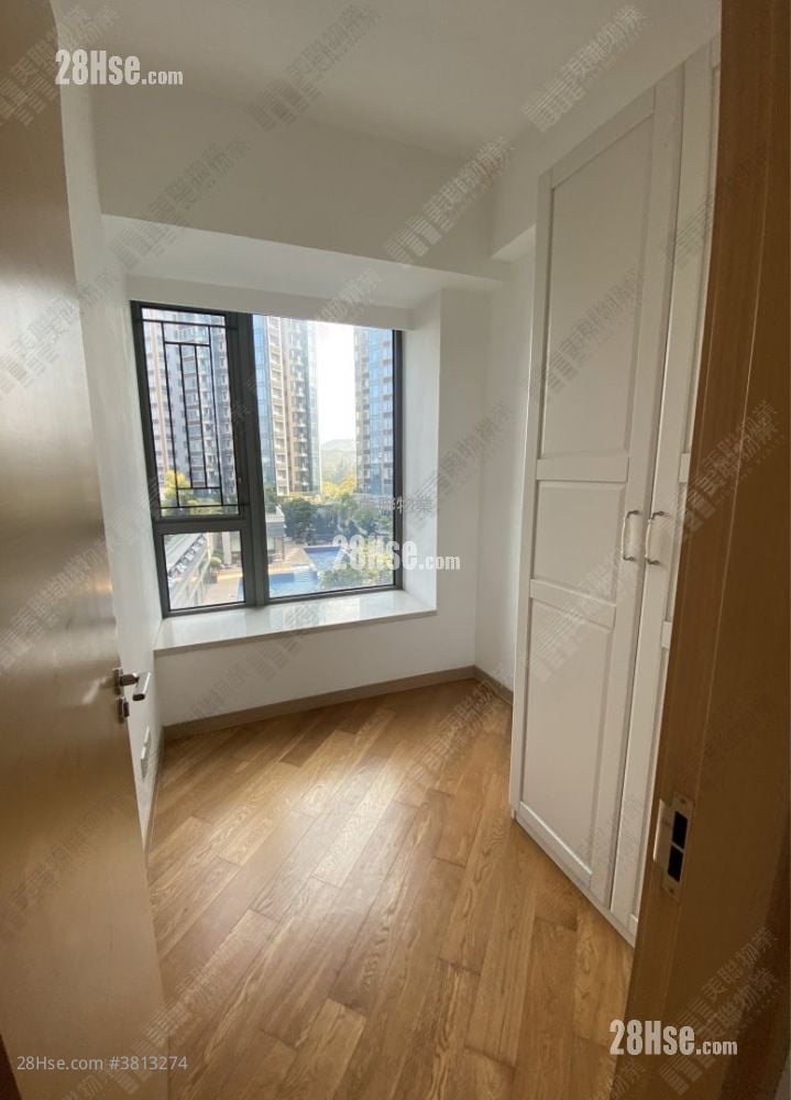 尔峦 租盘 4 房 , 2 浴室 1,043 平方尺