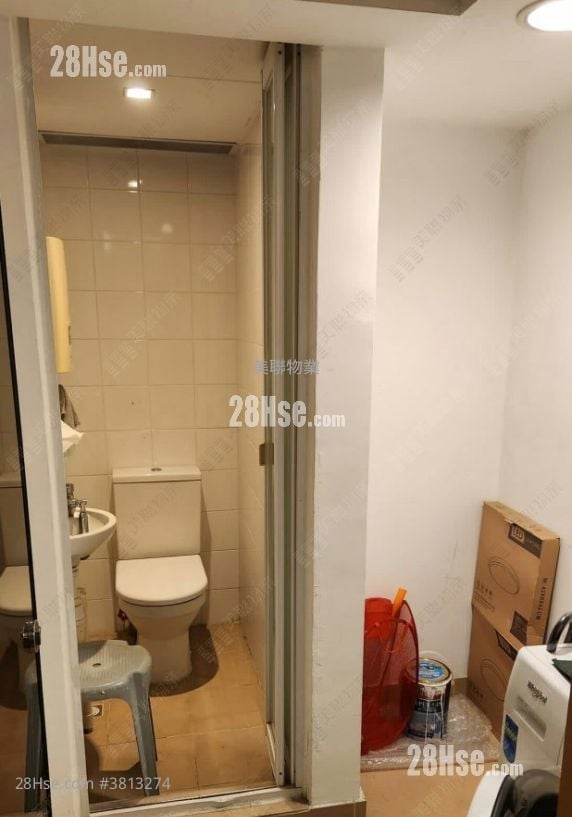 尔峦 租盘 4 房 , 2 浴室 1,043 平方尺