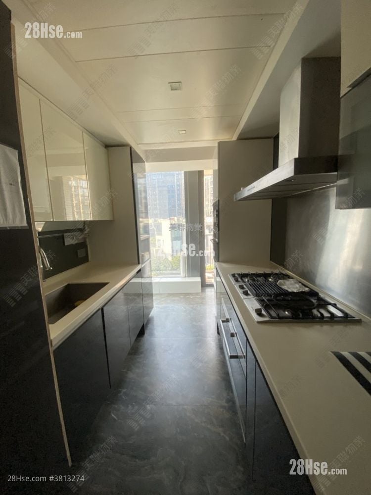 尔峦 租盘 4 房 , 2 浴室 1,043 平方尺