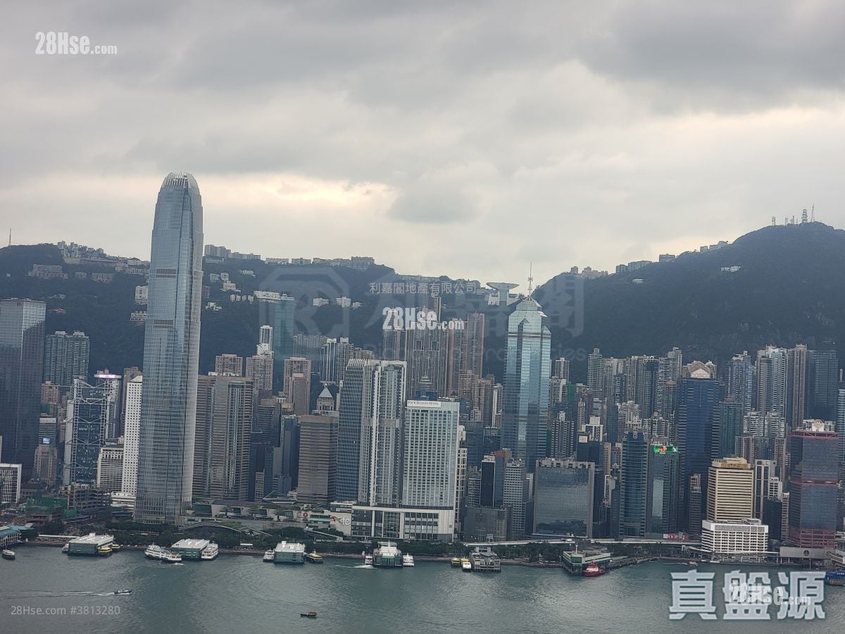 The Harbourside Sell 3 Bedrooms , 2 Bathrooms 1,088 ft²