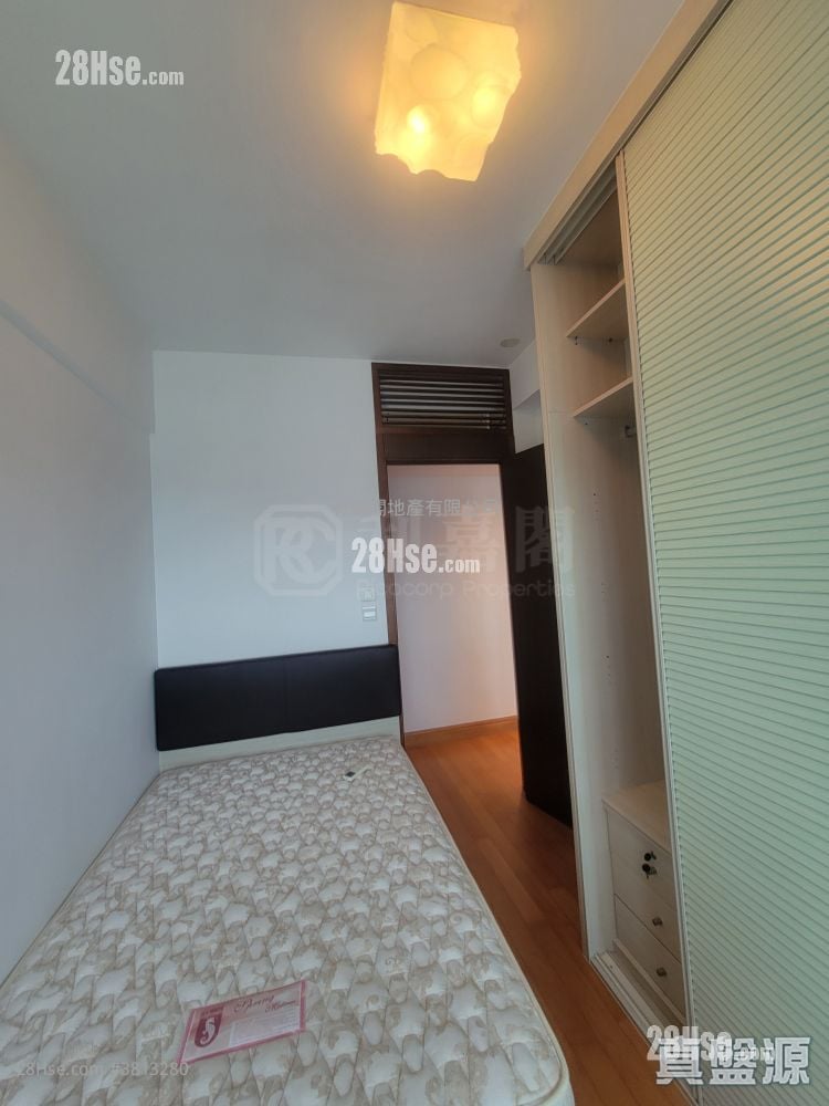 The Harbourside Sell 3 Bedrooms , 2 Bathrooms 1,088 ft²