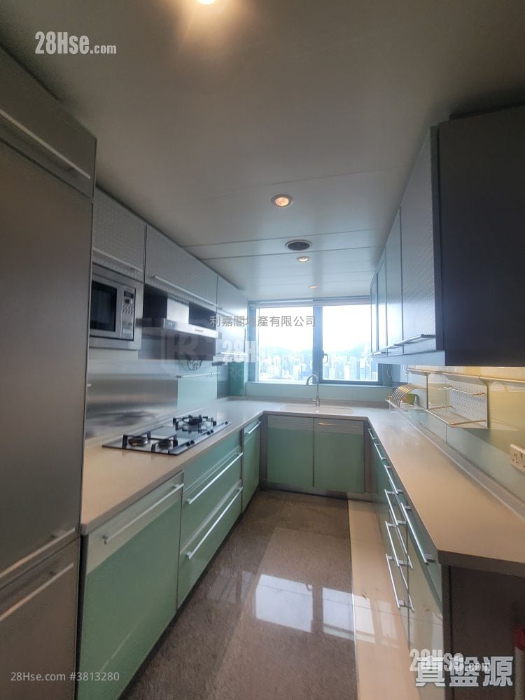 The Harbourside Sell 3 Bedrooms , 2 Bathrooms 1,088 ft²