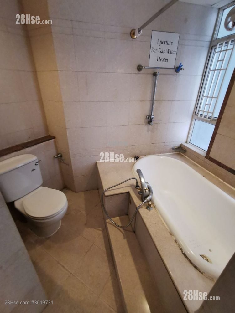 海逸豪园 售盘 4 房 , 3 浴室 1,113 平方尺