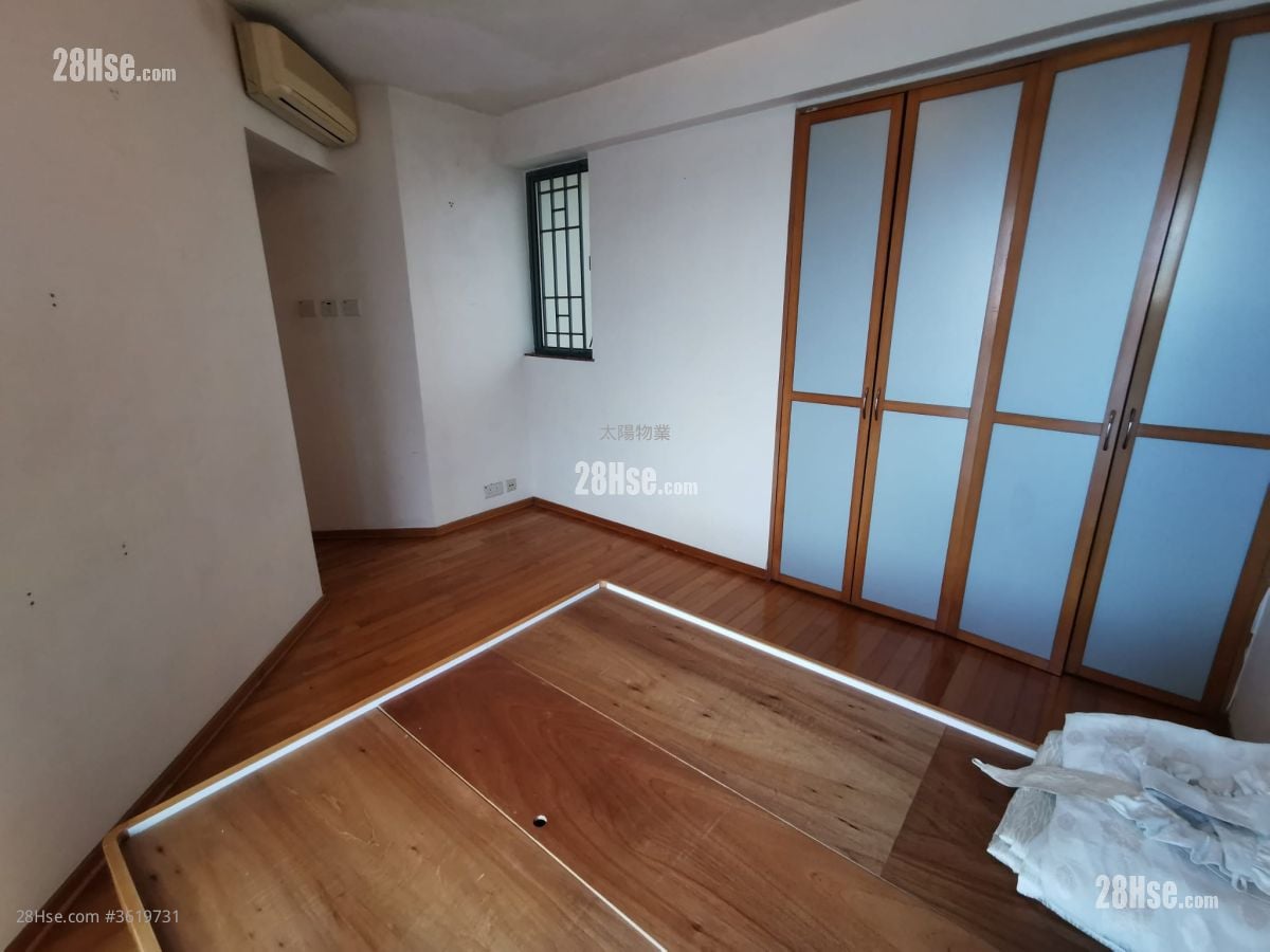 海逸豪园 售盘 4 房 , 3 浴室 1,113 平方尺