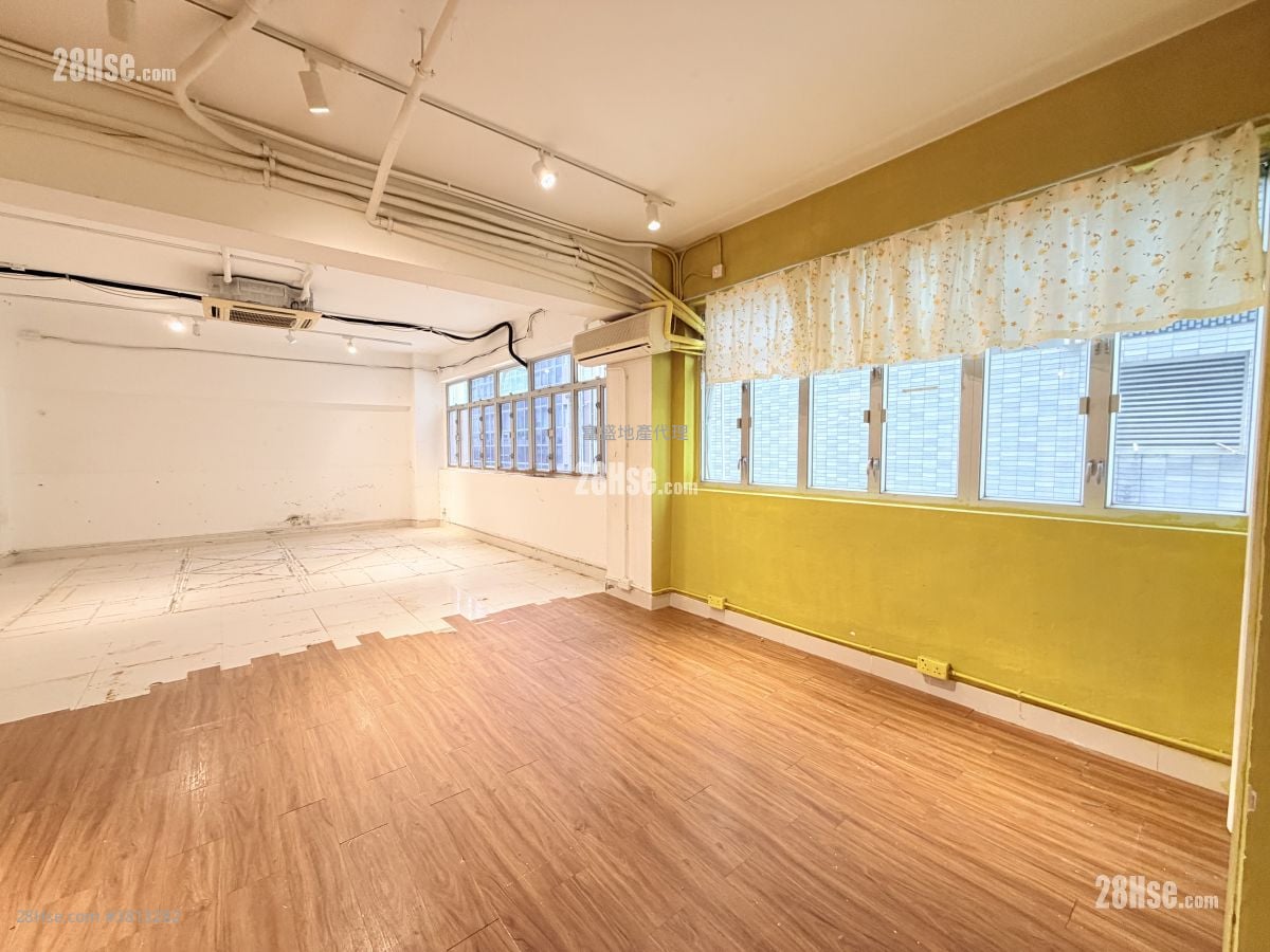 Tong Yuen Factory Building Rental 4 Toilets