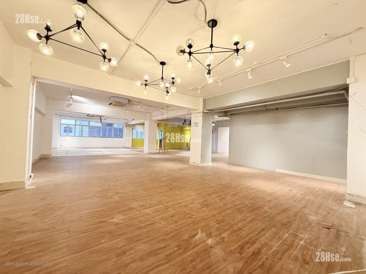 Tong Yuen Factory Building Rental 4 Toilets