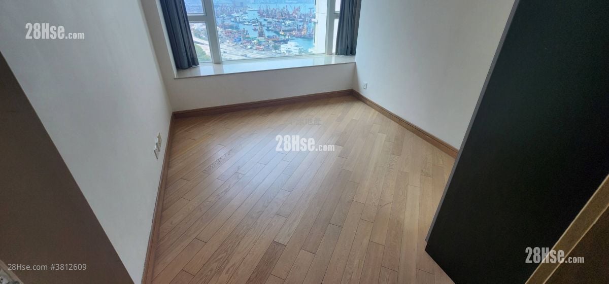 Florient Rise Rental 3 Bedrooms 773 ft²