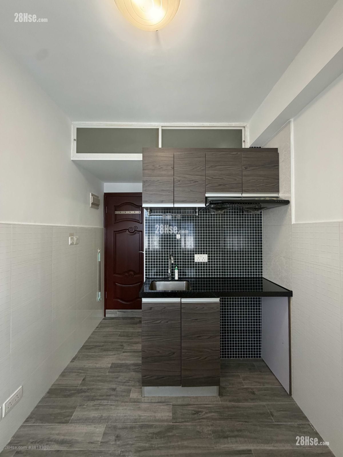 荃胜大厦 租盘 90 平方尺