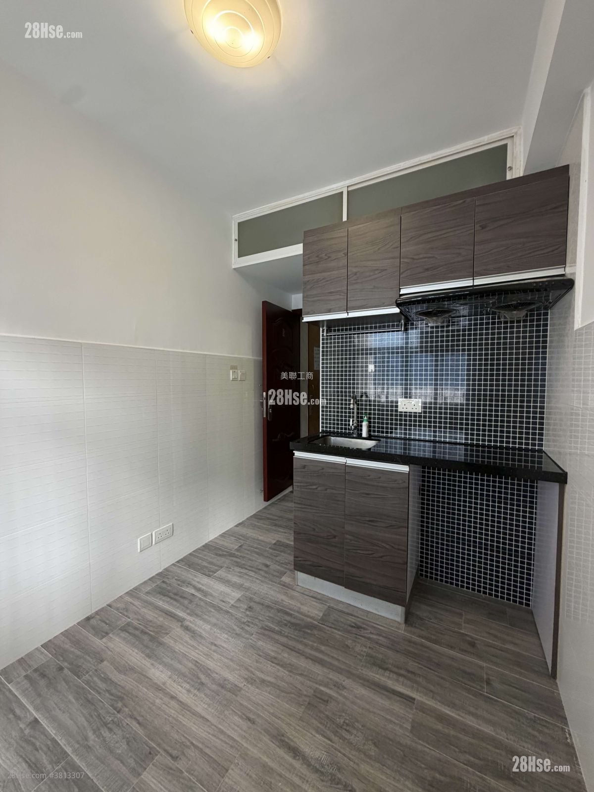 荃胜大厦 租盘 90 平方尺