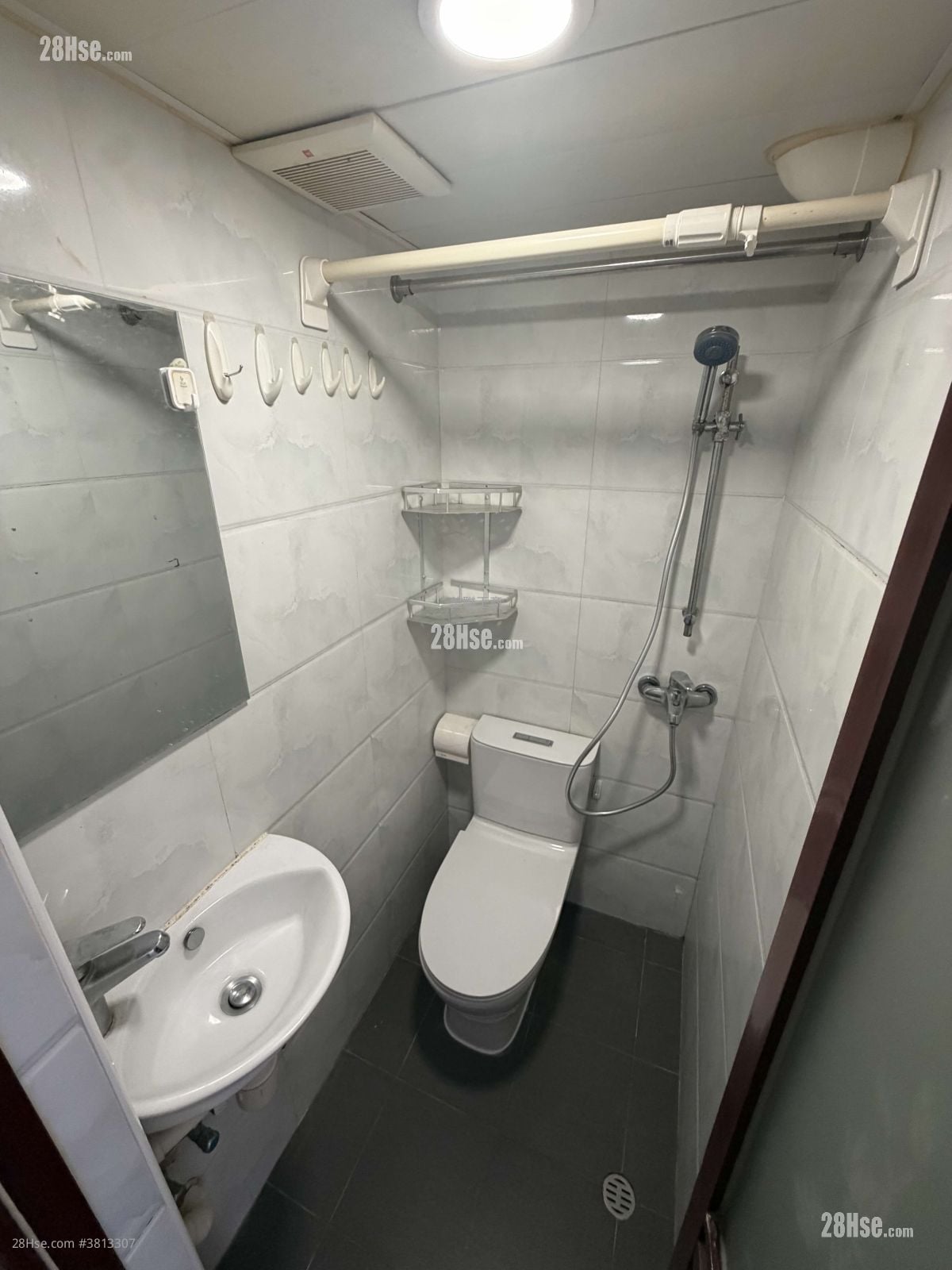 荃胜大厦 租盘 90 平方尺