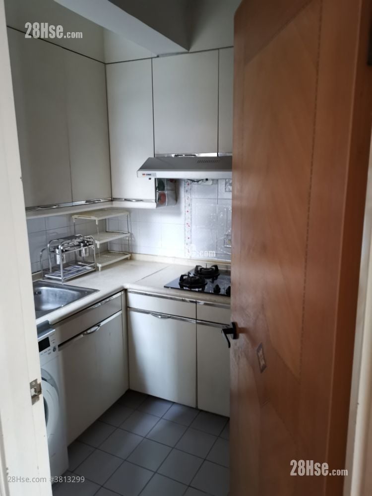 嘉湖山庄 售盘 3 房 , 2 浴室 635 平方尺