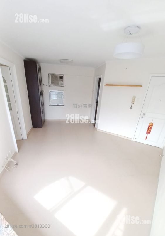 丽港城 售盘 3 房 , 2 浴室 687 平方尺