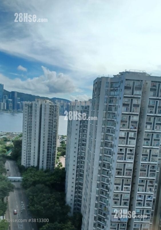 丽港城 售盘 3 房 , 2 浴室 687 平方尺