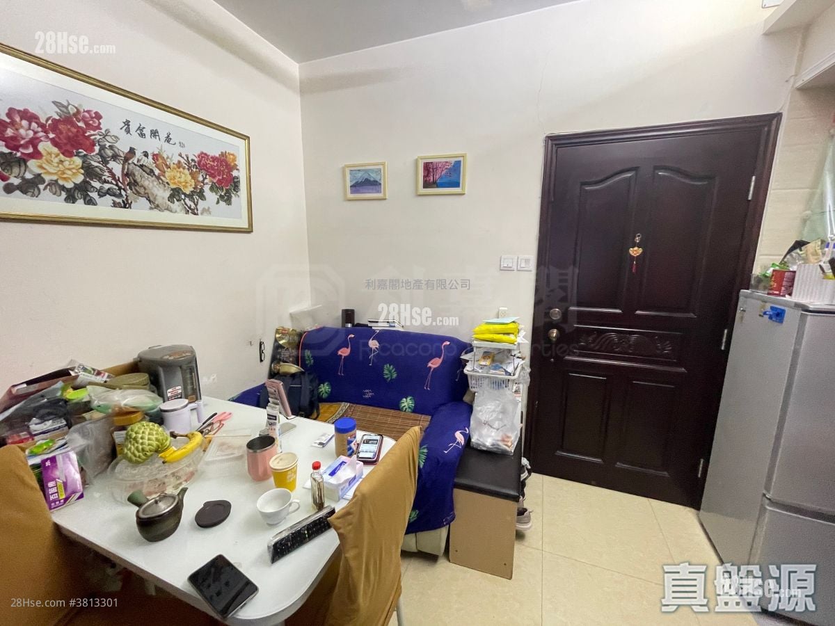 胡日皆大厦 售盘 3 房 356 平方尺