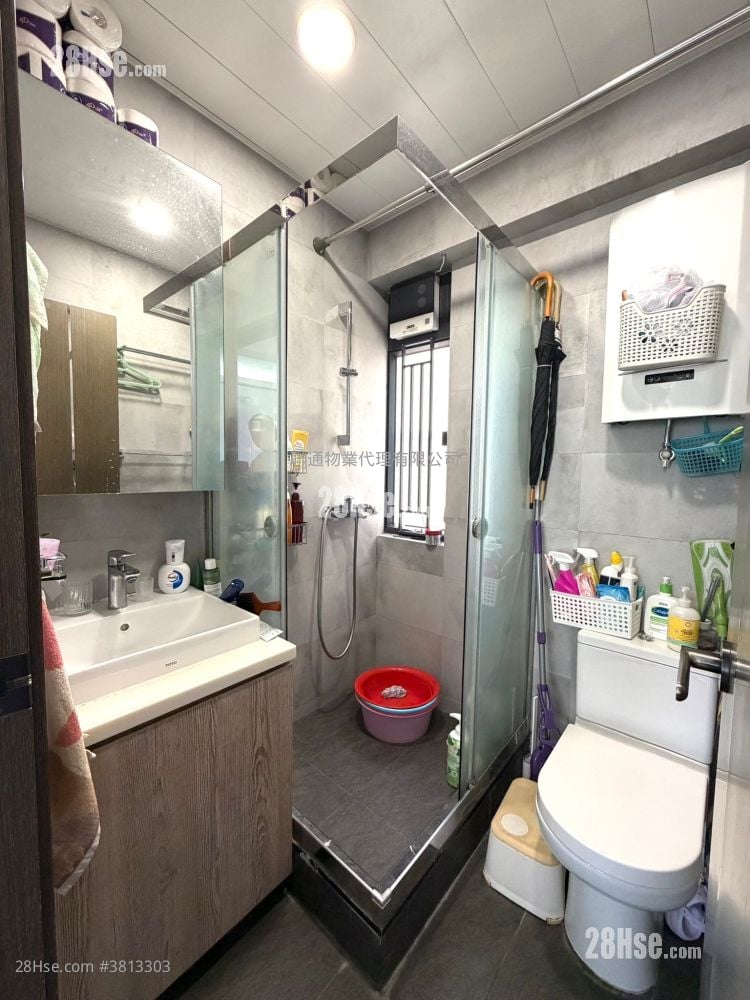 On Wo Gardens Sell 2 Bedrooms , 1 Bathroom 409 ft²