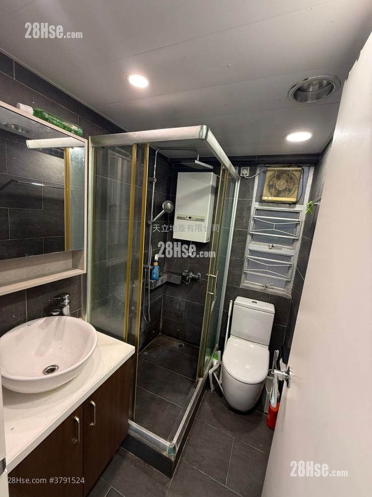 Midland Centre Rental 1 Bedroom , 1 Bathroom 336 ft²