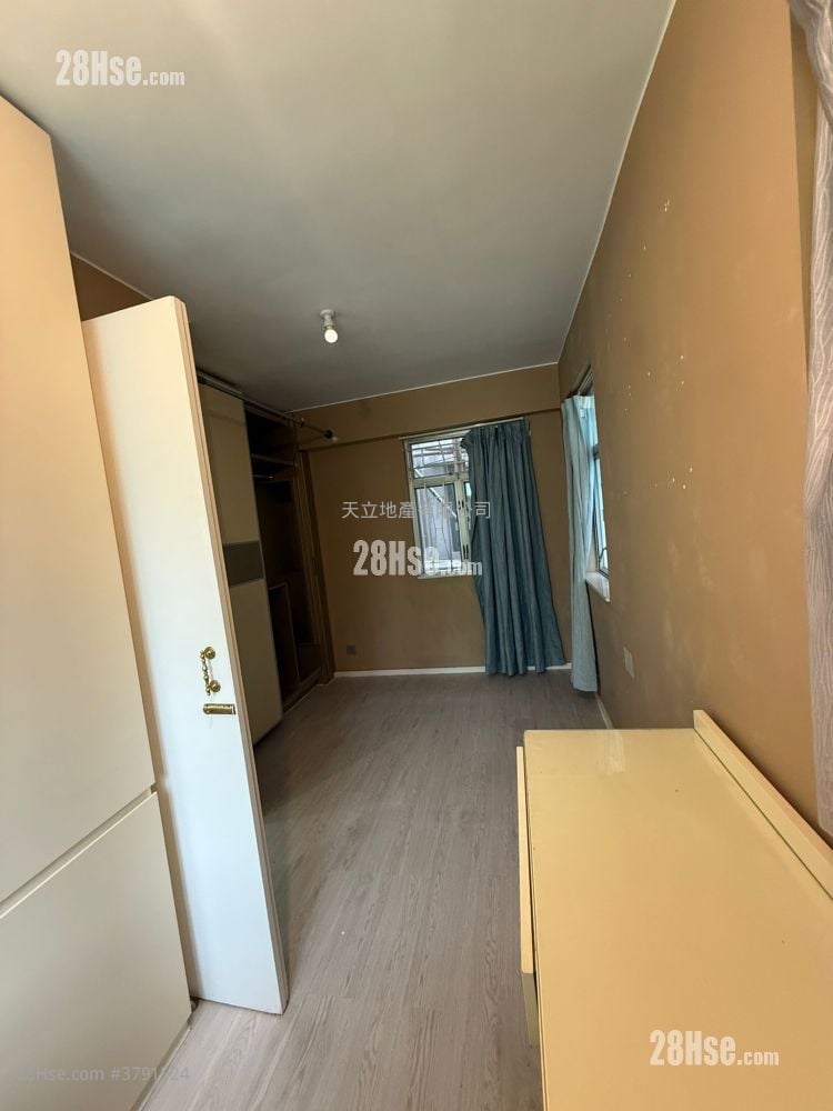 Midland Centre Rental 1 Bedroom , 1 Bathroom 336 ft²