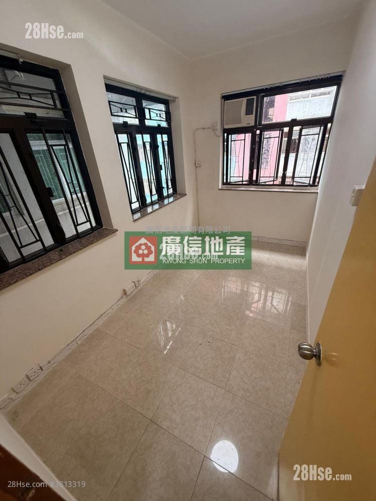 Chung Ying Building Rental 2 Bedrooms , 1 Bathroom 400 ft²