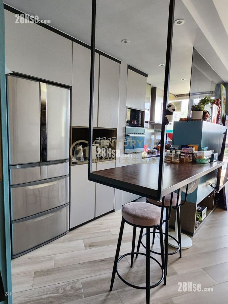 Avignon Sell 3 Bedrooms , 2 Bathrooms 791 ft²